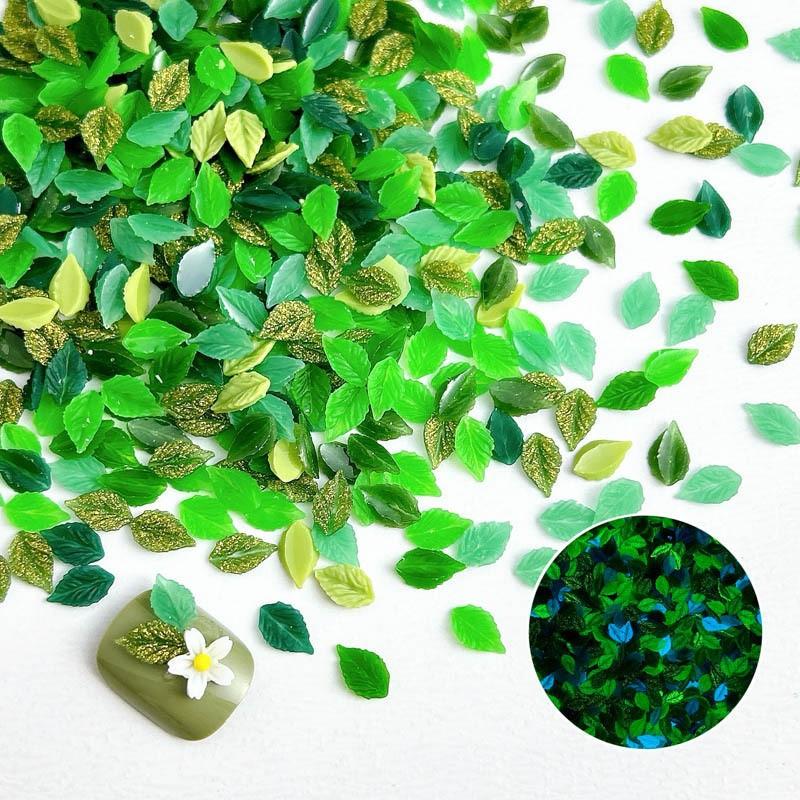 Resin Art Necklace - Miniature Leaf Silicone Mold 3D Embossing