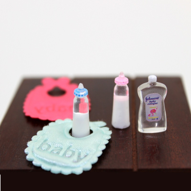 Resin Art Bottle - DOLLHOUSE Miniature Food Toy Scene Model