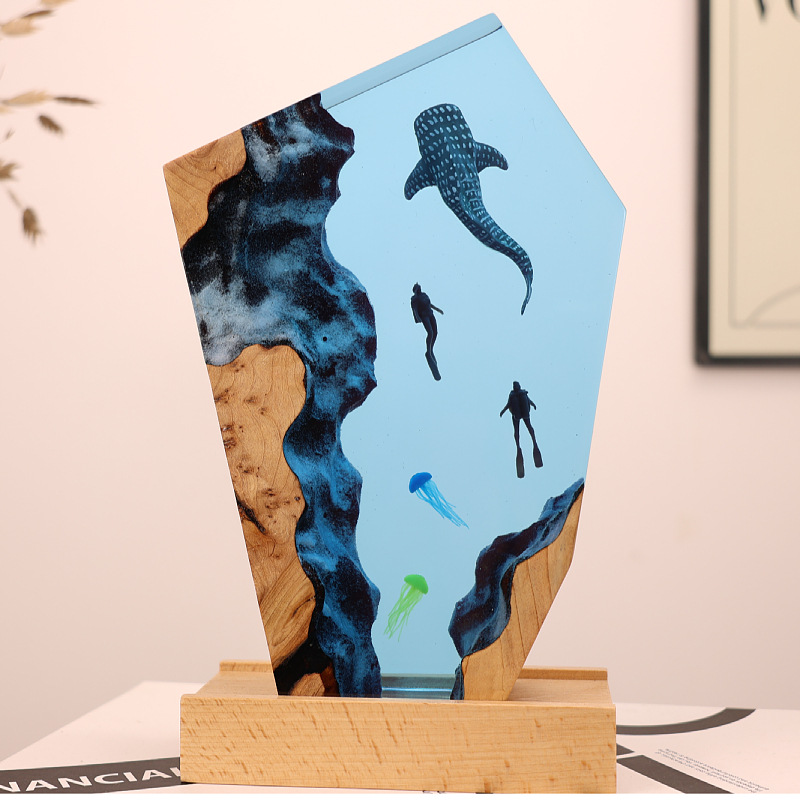 Resin Cave Whale Diver Desktop - Resin Art Anniversary Gift recension och pris
