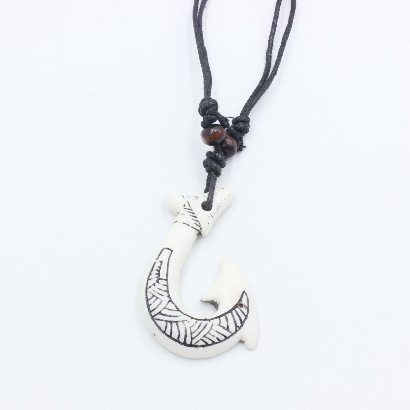 New Zealand Maori fishhook nec - Resin Art Necklace recension och pris